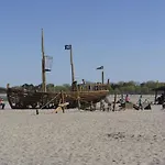 Duenengras Mit Terrasse Und Strandkorb Lübeck