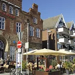 Apartamento Duenengras Mit Terrasse Und Strandkorb Lübeck
