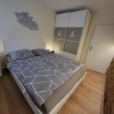Duenengras Mit Terrasse Und Strandkorb Apartamento